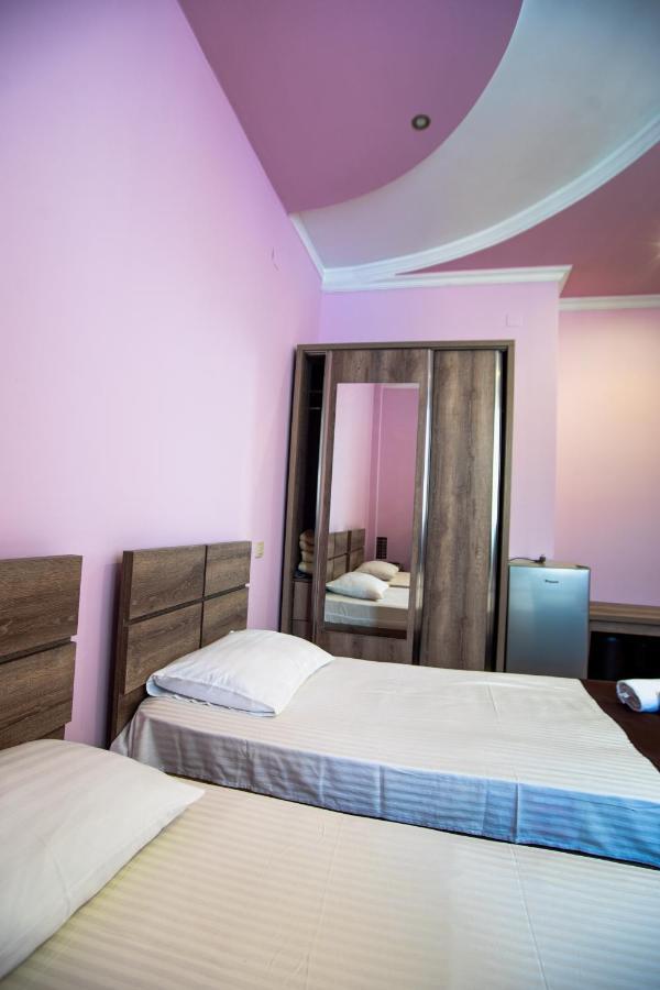 Hotel Porto Franco Batumi Exterior foto